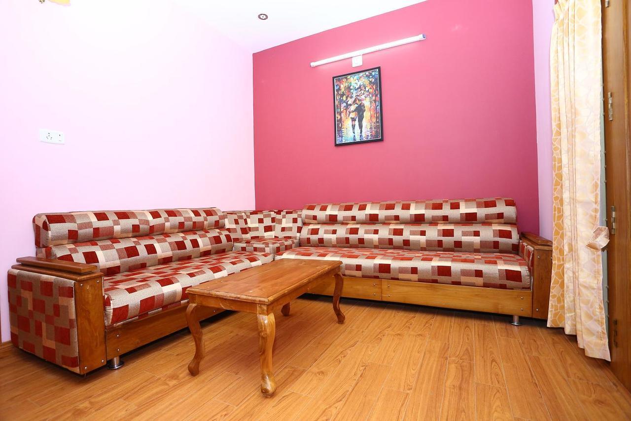 MMR Grand Inn Udagamandalam Exterior foto
