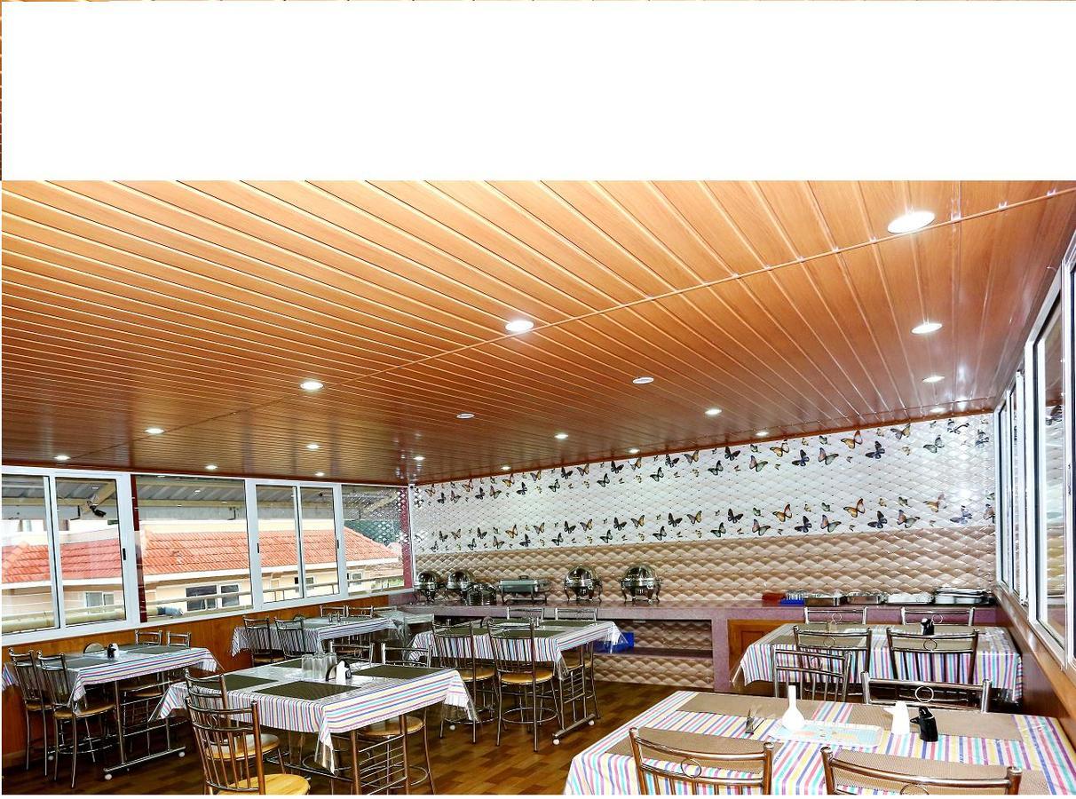 MMR Grand Inn Udagamandalam Exterior foto